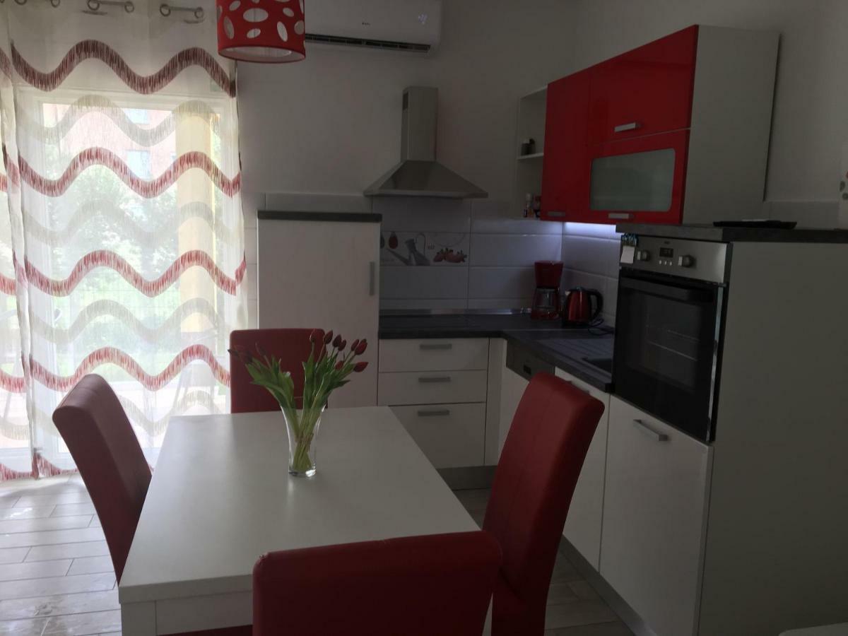Apartment Vedran Kaštela Esterno foto