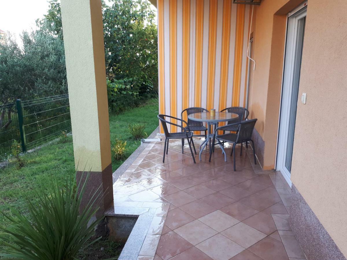 Apartment Vedran Kaštela Esterno foto